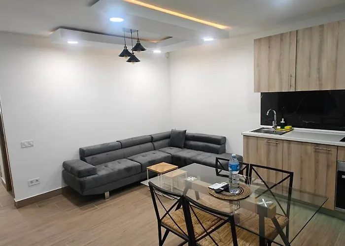 Apartment Exquisite Flat In